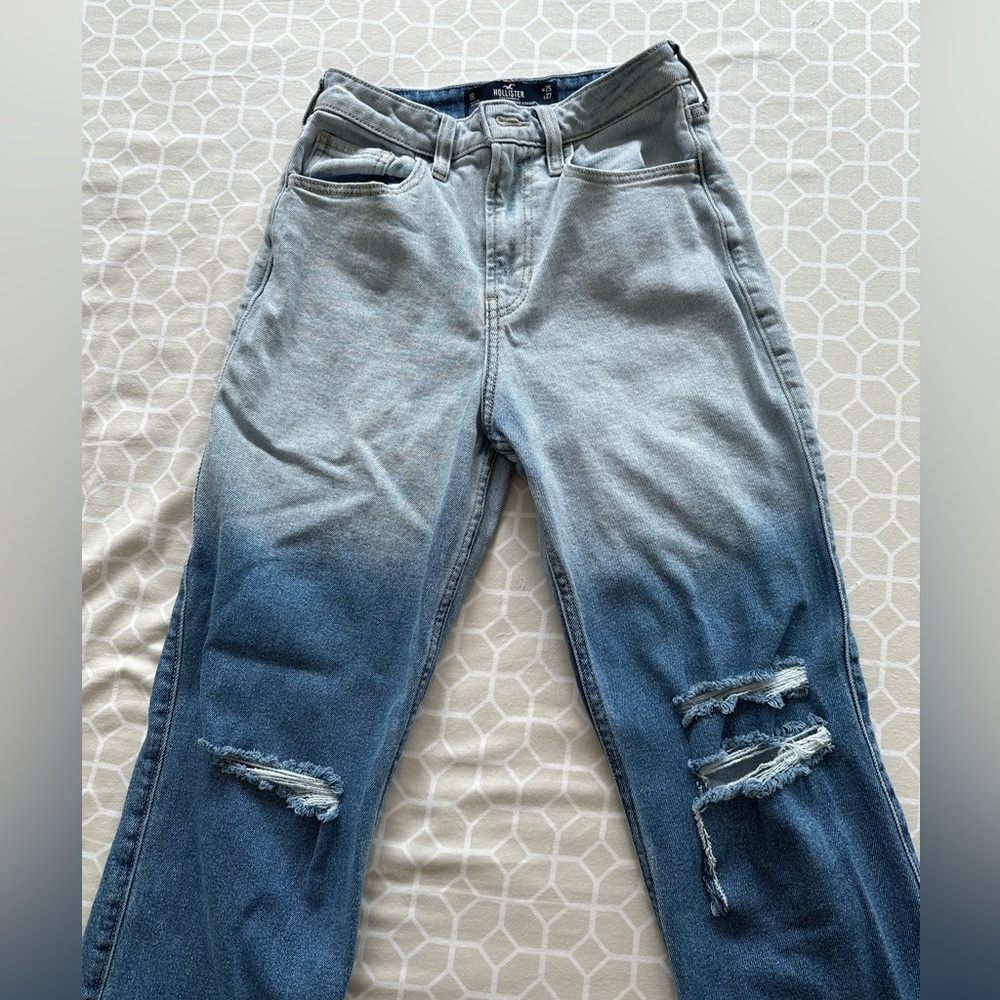 Hollister ripped jean Ultra high-rise vintage straight, size 1R W25 L27 - Picture 3 of 9